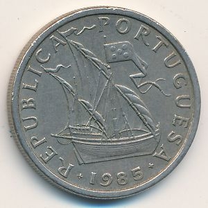 Монета 5 эскудо. 1985г. Португалия. Парусный корабль. (F)